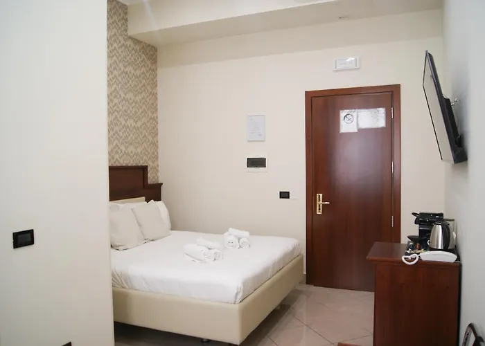 Otel Monti 66 2*