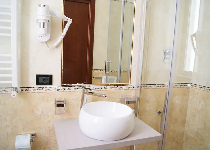 Otel Monti 66