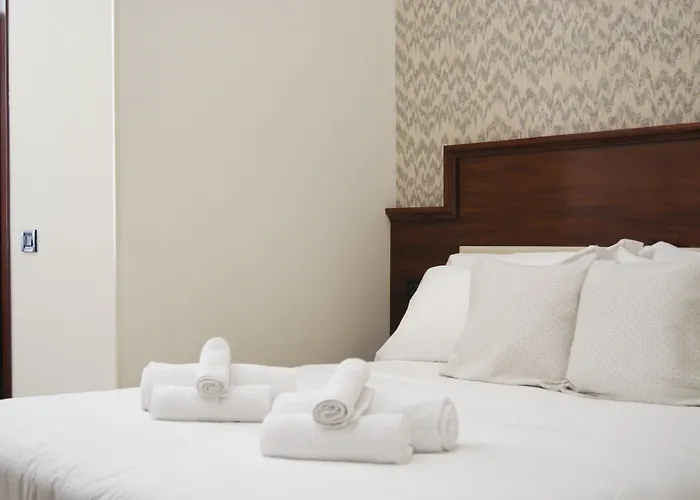 Otel Monti 66 2*