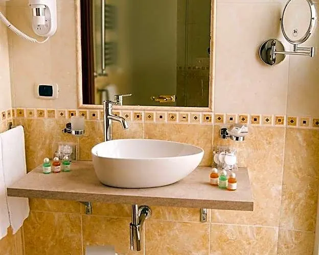 Monti 66 Otel